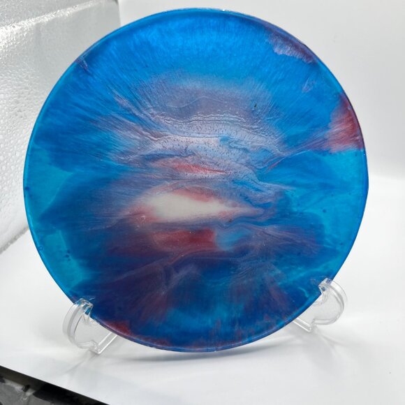 Ocean Swirl Resin Plate & Serving Board Set – Handmade Epoxy Art in Blue and Pin - Picture 4 of 8
